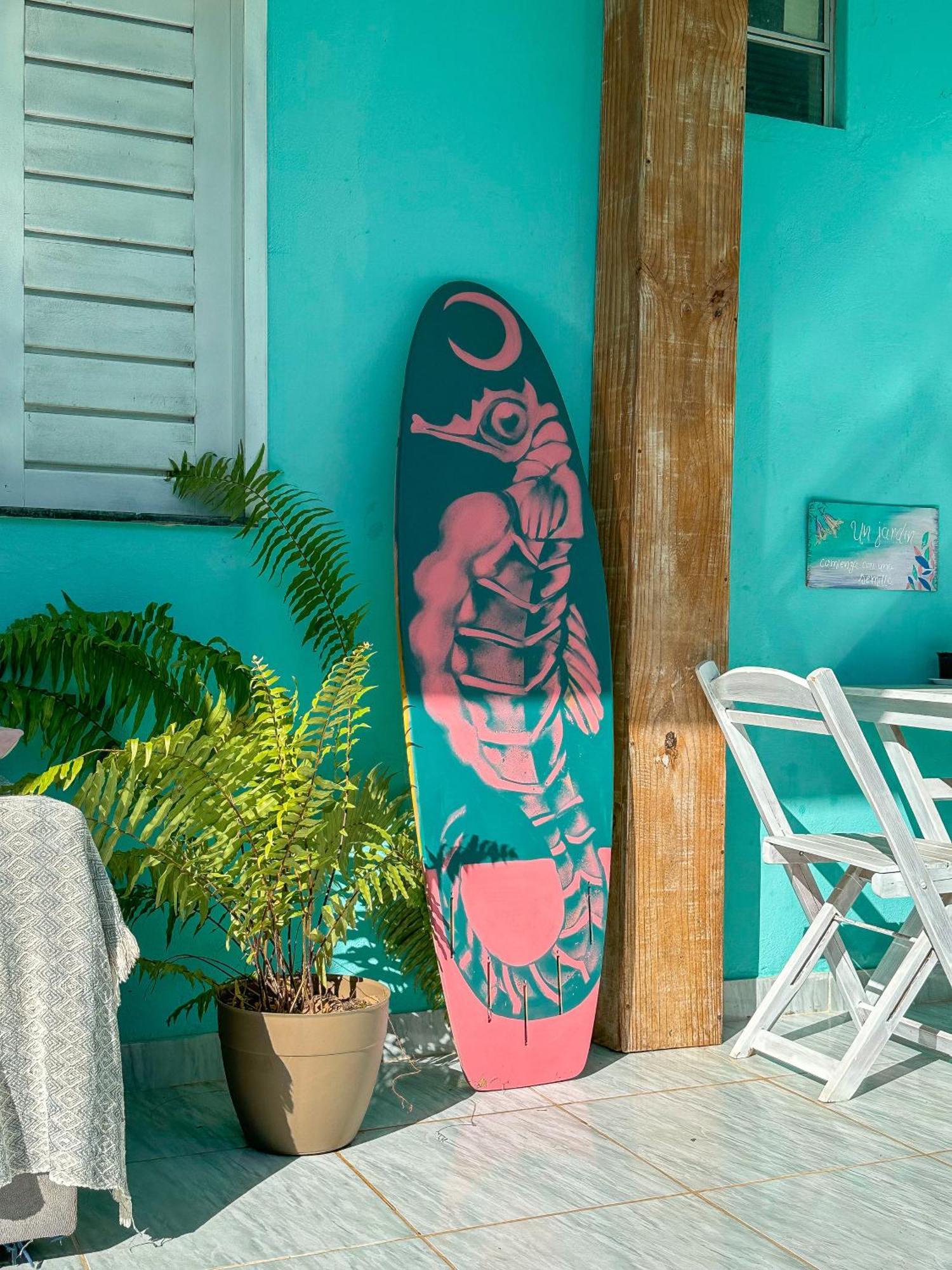 Vila Da Sereia Hostel E Pousada Икараи Экстерьер фото